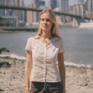 Beautiful St. George button up blouse / shirt. Brandy Melville button up shirt